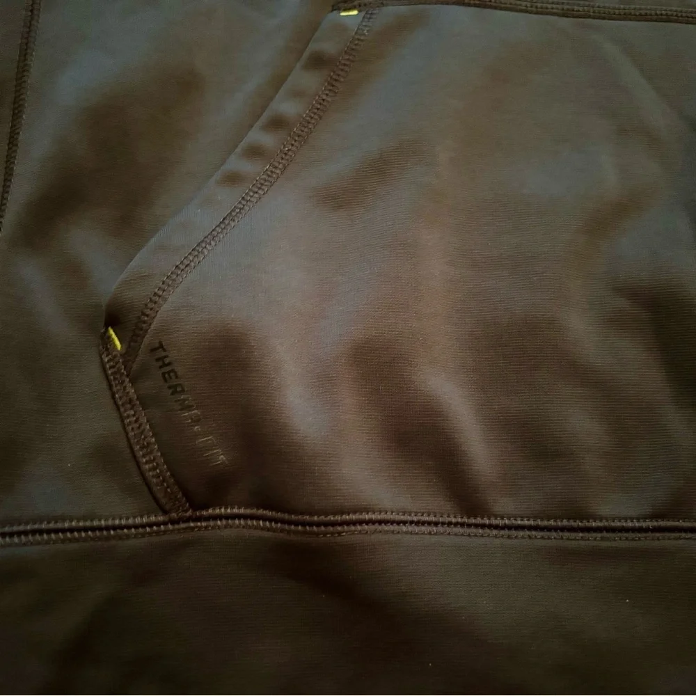 Nike THERMA-Fit Hoodie Medium. Gray with Neon Yellow accents